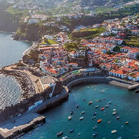 Belafonte Camara de Lobos