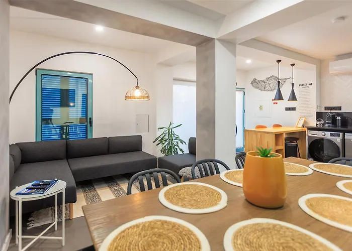 Belafonte Camara de Lobos